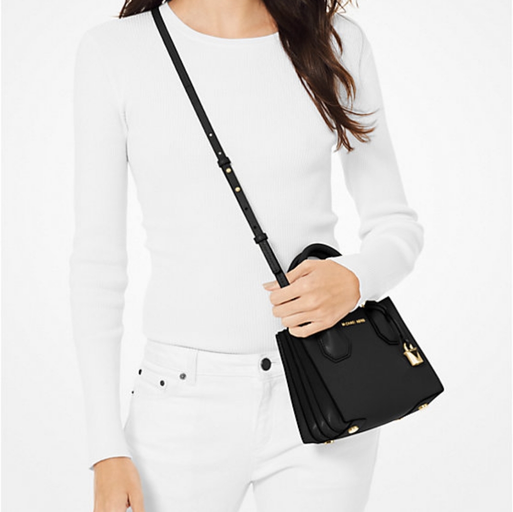 HP🎉 Original Michael Kors Mercer Pebbled Leather Accordion Crossbody Bag - Picture 2 of 3